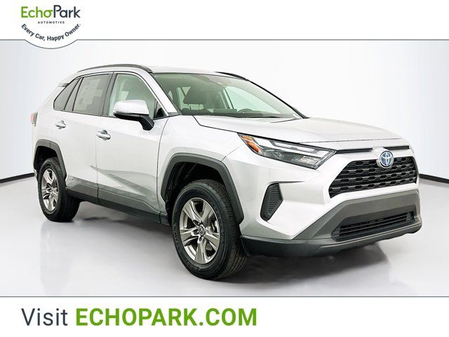 2024 Toyota RAV4 Hybrid XLE