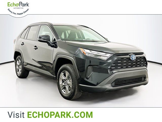 2024 Toyota RAV4 Hybrid XLE