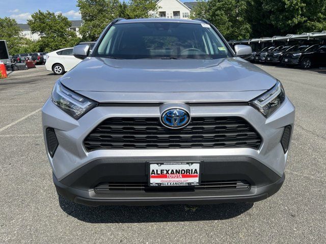 2024 Toyota RAV4 Hybrid XLE