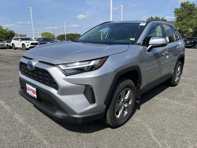 2024 Toyota RAV4 Hybrid XLE