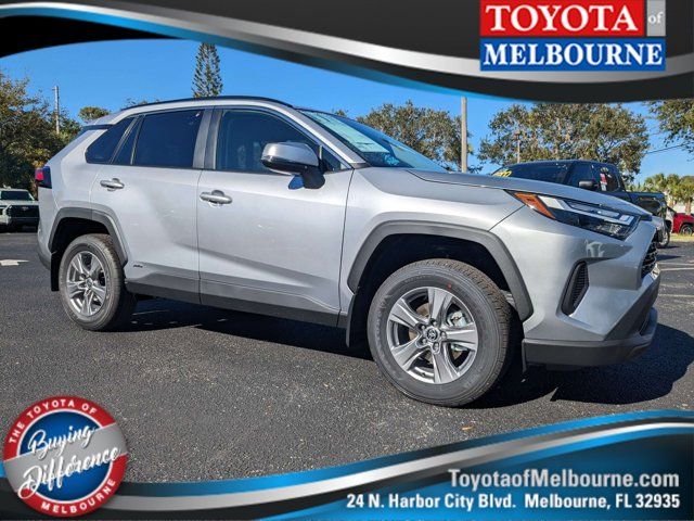 2024 Toyota RAV4 Hybrid XLE