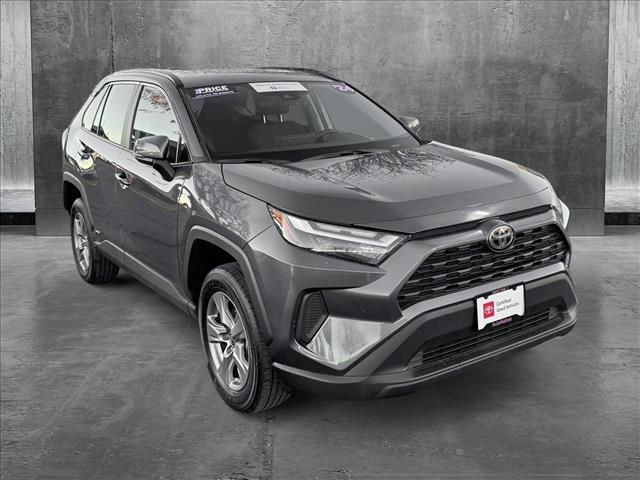 2024 Toyota RAV4 Hybrid XLE