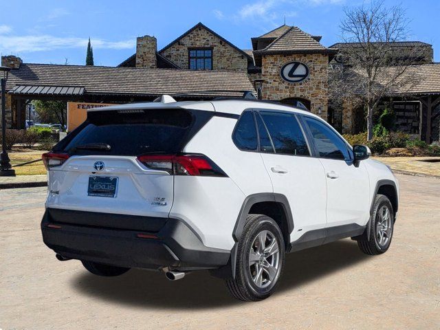 2024 Toyota RAV4 Hybrid XLE