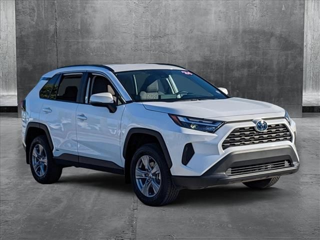 2024 Toyota RAV4 Hybrid XLE