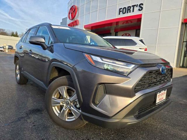 2024 Toyota RAV4 Hybrid XLE