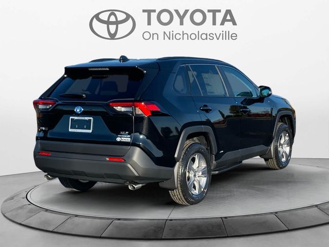 2024 Toyota RAV4 Hybrid XLE