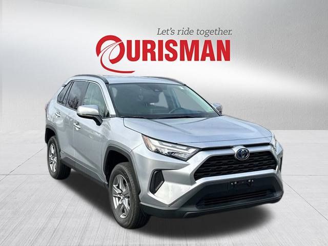 2024 Toyota RAV4 Hybrid XLE