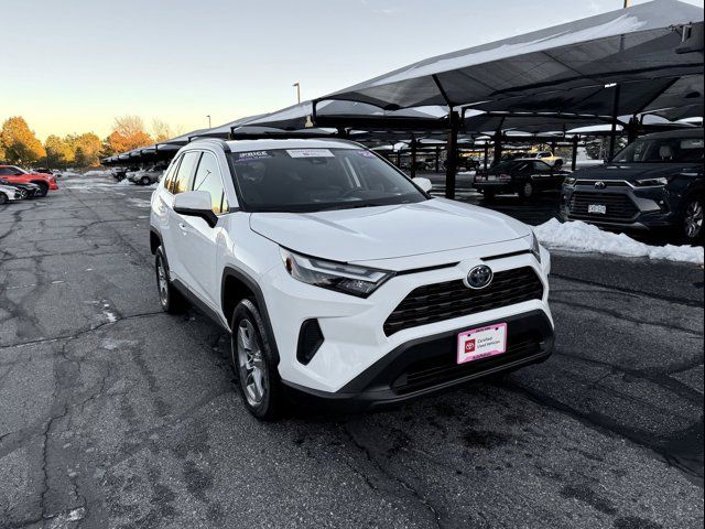 2024 Toyota RAV4 Hybrid XLE