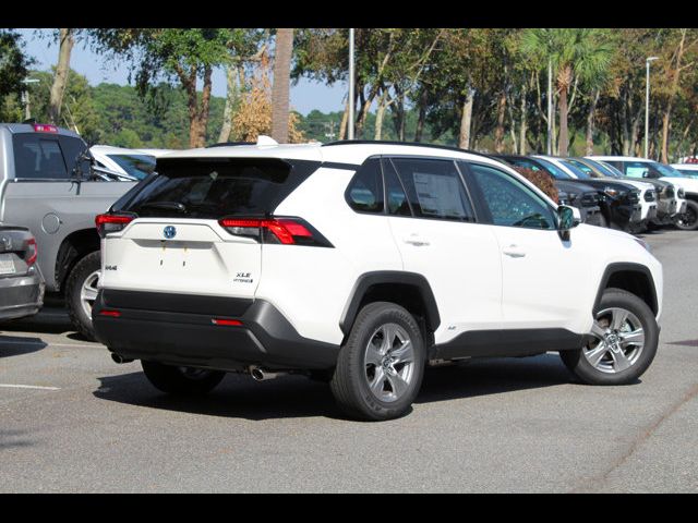 2024 Toyota RAV4 Hybrid XLE