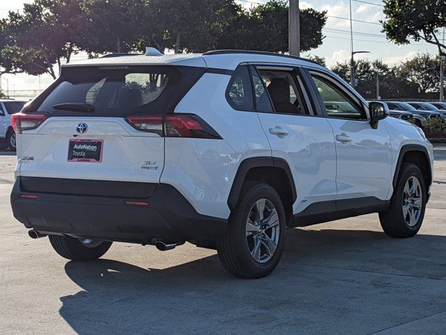 2024 Toyota RAV4 Hybrid XLE