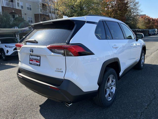 2024 Toyota RAV4 Hybrid XLE