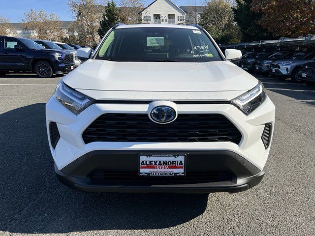 2024 Toyota RAV4 Hybrid XLE