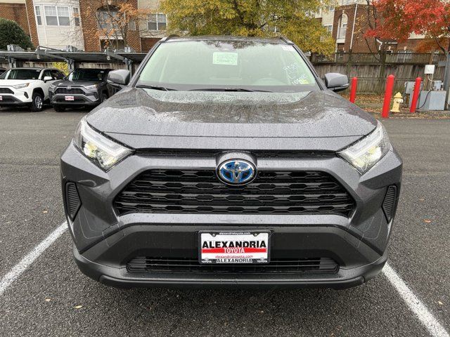 2024 Toyota RAV4 Hybrid XLE