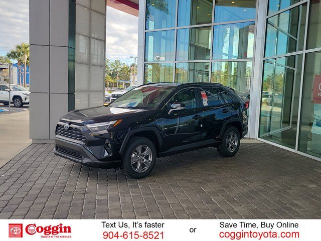 2024 Toyota RAV4 Hybrid XLE