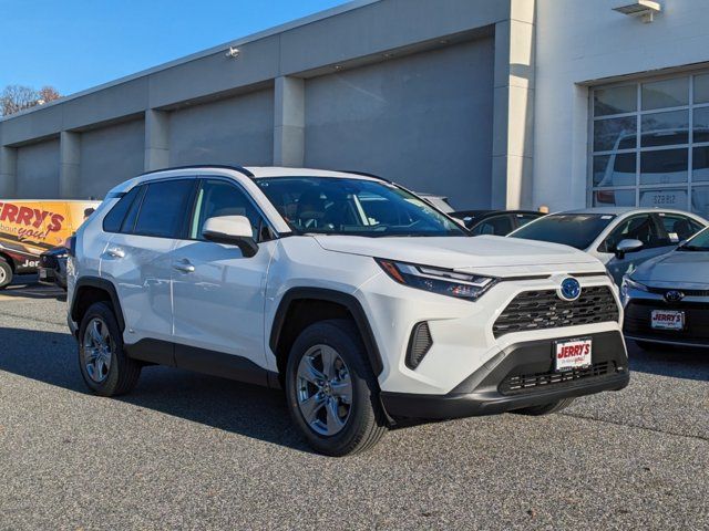 2024 Toyota RAV4 Hybrid XLE