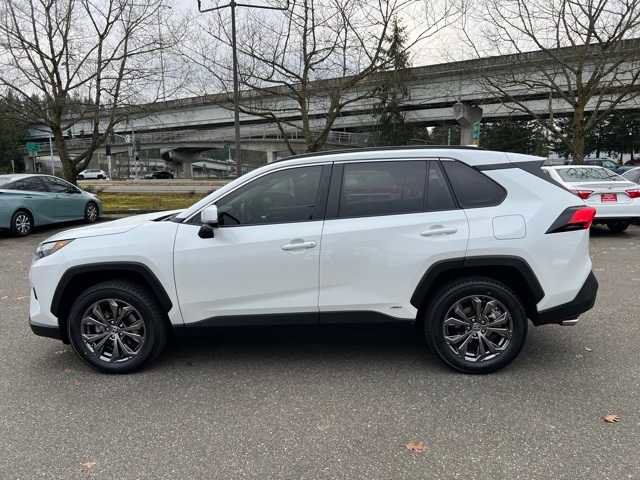 2024 Toyota RAV4 Hybrid XLE Premium