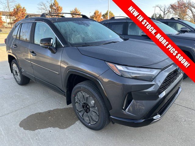 2024 Toyota RAV4 Hybrid XSE