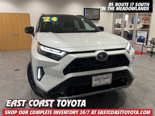 2024 Toyota RAV4 Hybrid XSE