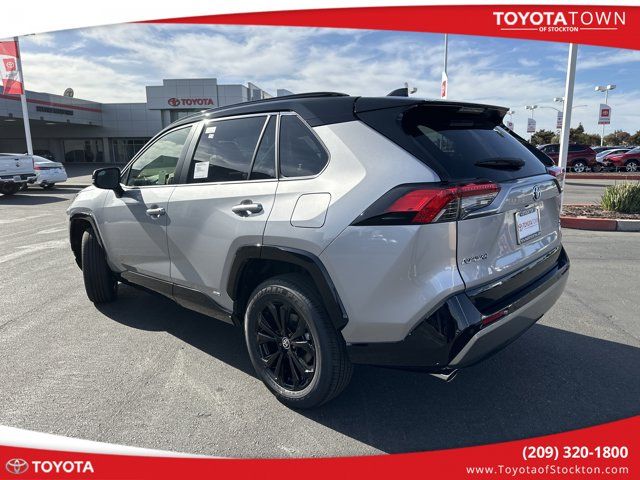 2024 Toyota RAV4 Hybrid XSE