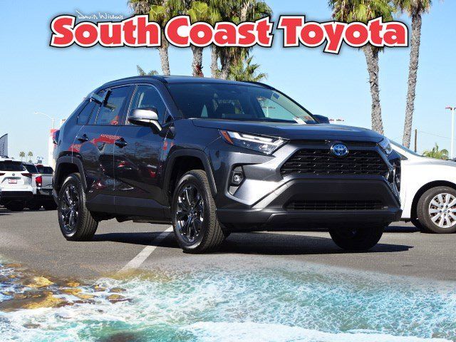 2024 Toyota RAV4 Hybrid XLE Premium