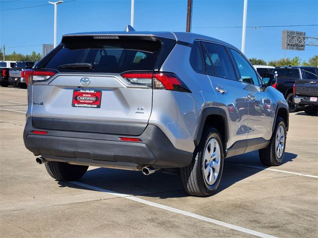 2024 Toyota RAV4 LE