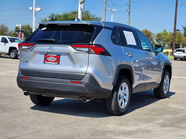 2024 Toyota RAV4 LE