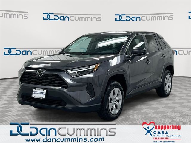 2024 Toyota RAV4 LE