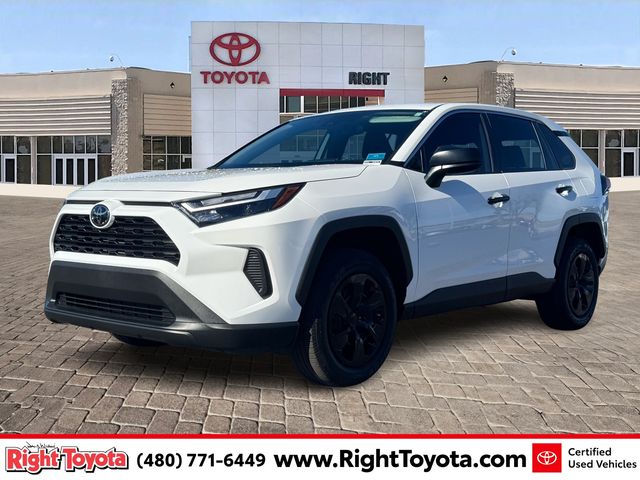 2024 Toyota RAV4 LE