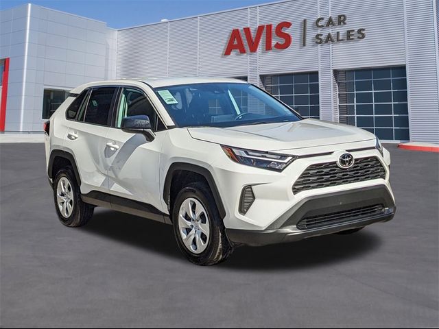 2024 Toyota RAV4 LE