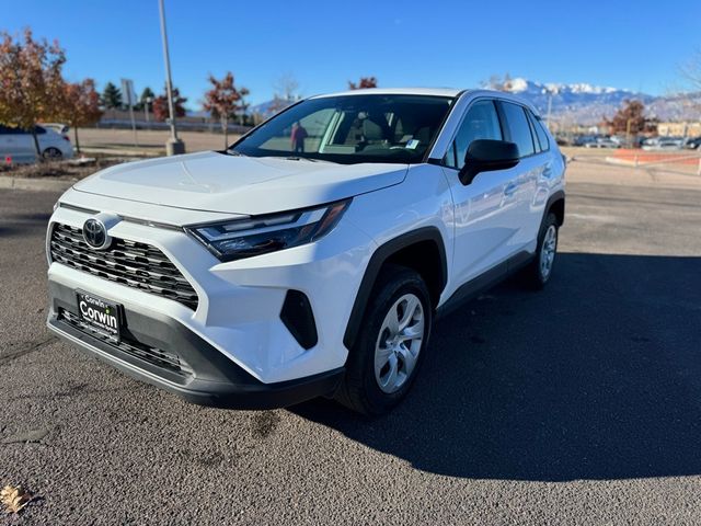 2024 Toyota RAV4 LE