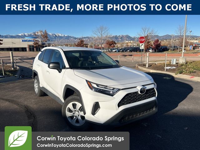 2024 Toyota RAV4 LE