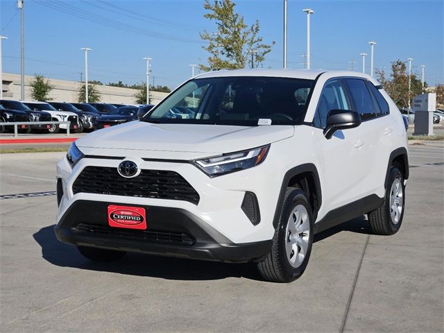 2024 Toyota RAV4 LE