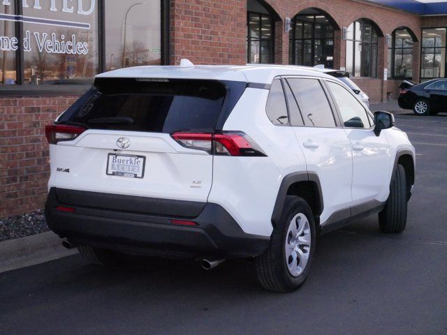 2024 Toyota RAV4 LE