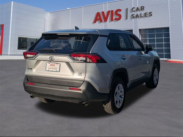 2024 Toyota RAV4 LE