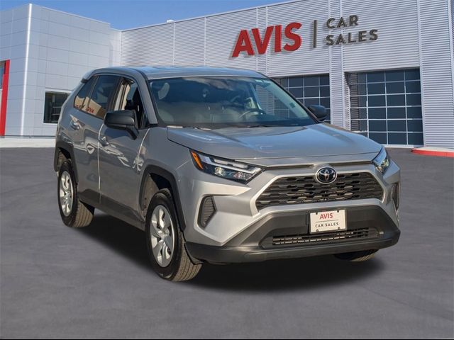 2024 Toyota RAV4 LE