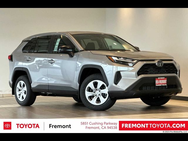 2024 Toyota RAV4 LE