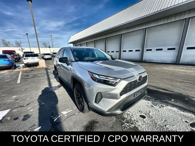 2024 Toyota RAV4 LE