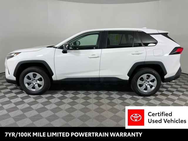 2024 Toyota RAV4 LE