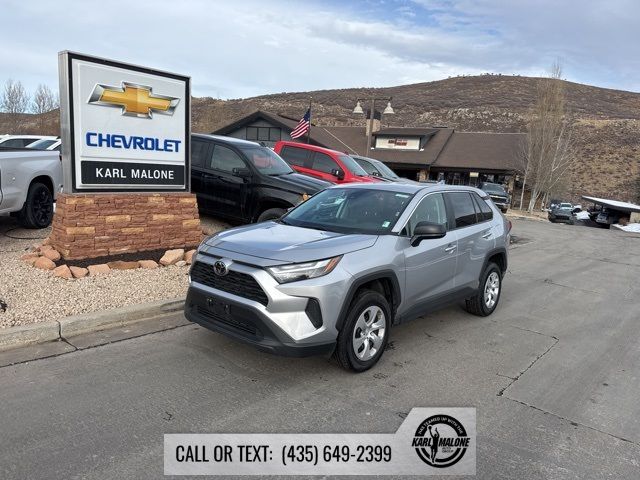 2024 Toyota RAV4 LE