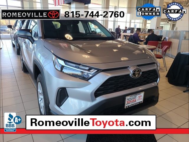 2024 Toyota RAV4 LE