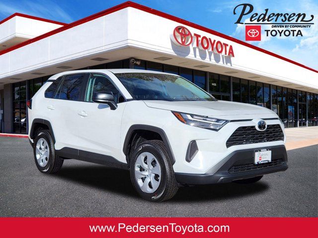 2024 Toyota RAV4 LE