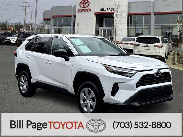 2024 Toyota RAV4 LE