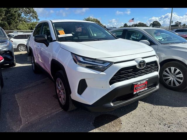 2024 Toyota RAV4 LE