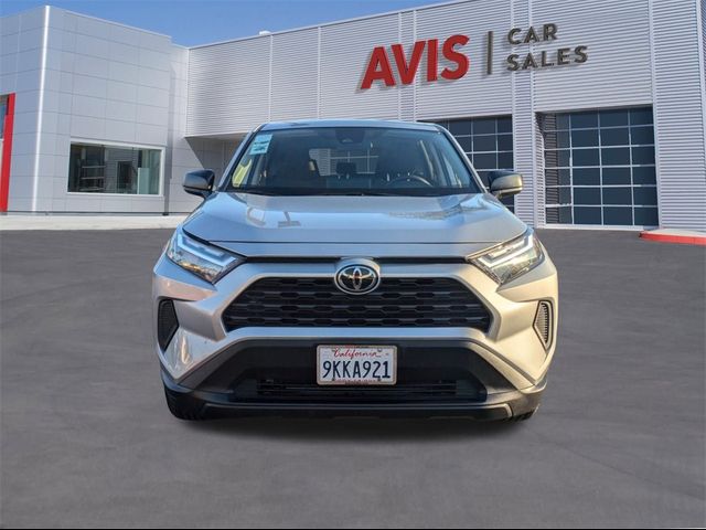 2024 Toyota RAV4 LE