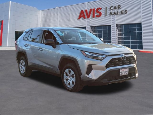 2024 Toyota RAV4 LE