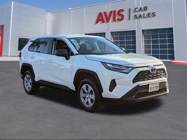 2024 Toyota RAV4 LE