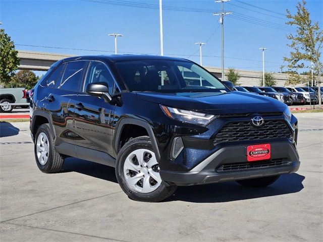 2024 Toyota RAV4 LE