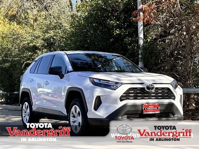 2024 Toyota RAV4 LE