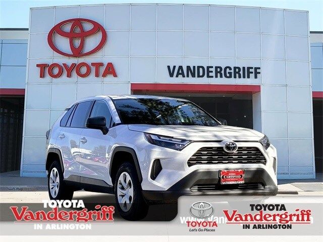 2024 Toyota RAV4 LE