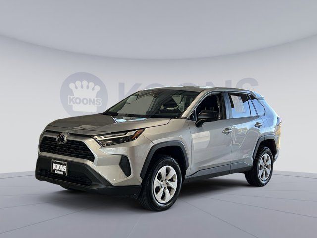 2024 Toyota RAV4 LE